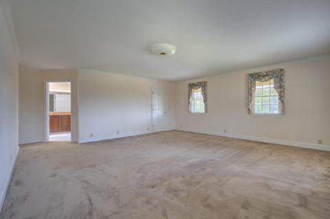 666 Cardinal Dr, Pulaski, VA 24301 photo 15