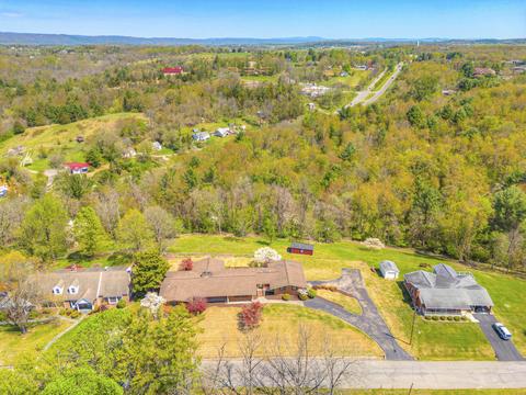 666 Cardinal Dr, Pulaski, VA 24301 photo 56