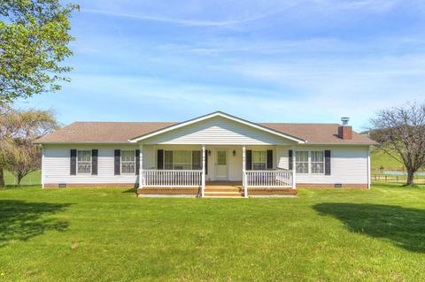 5086 Thornspring Rd, Pulaski, VA 24301