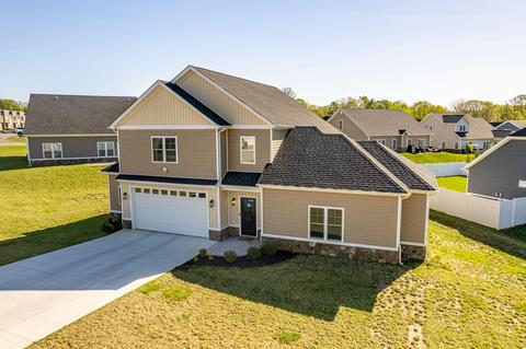 44 Emberly Ct, Lynchburg, VA 24502