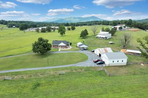 345 Spring Meadow Ln, Lexington, VA 24450