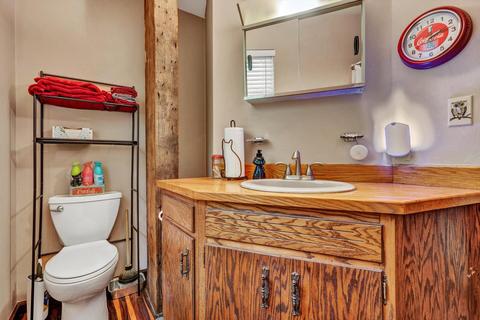 204 Willowridge Dr, Thaxton, VA 24174 photo 8
