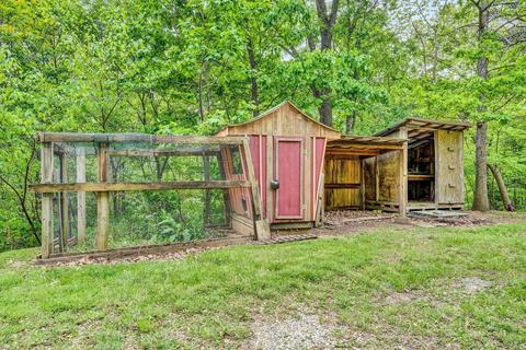 204 Willowridge Dr, Thaxton, VA 24174 photo 32