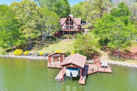 2339 Navigation Pt, Goodview, VA 24095