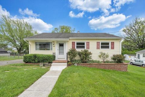 550 Easy St, Salem, VA 24153