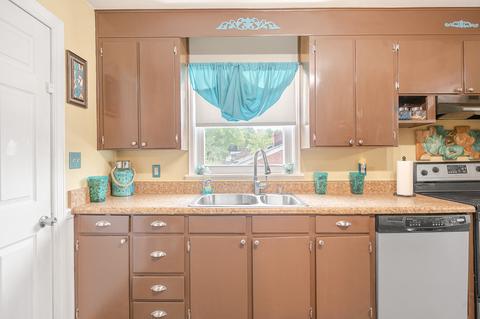 357 Thrush Dr NW, Roanoke, VA 24017 photo 8