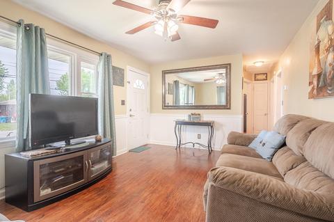 357 Thrush Dr NW, Roanoke, VA 24017 photo 4