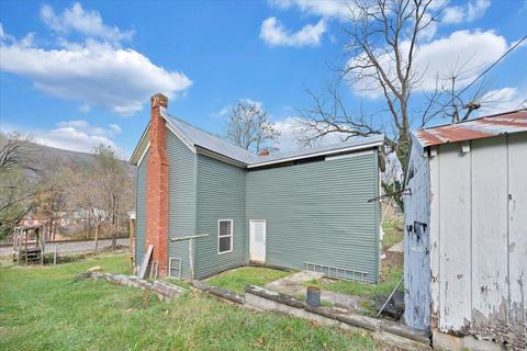 371 Boyd St, Buchanan, VA 24066 photo 7