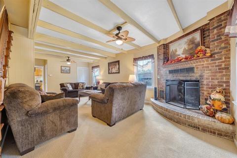 481 1st St, Buchanan, VA 24066 photo 4