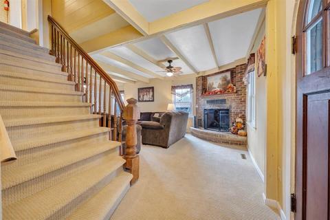 481 1st St, Buchanan, VA 24066 photo 2