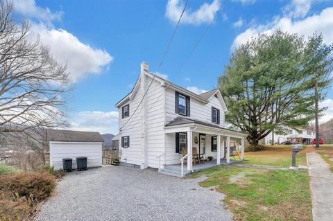 481 1st St, Buchanan, VA 24066 photo 40