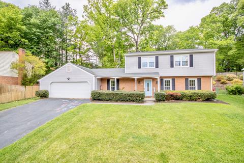 3915 Skylark Cir, Roanoke, VA 24018