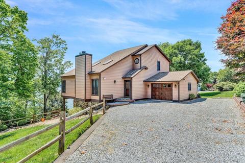 118 Wagon Wheel Trl, Moneta, VA 24121