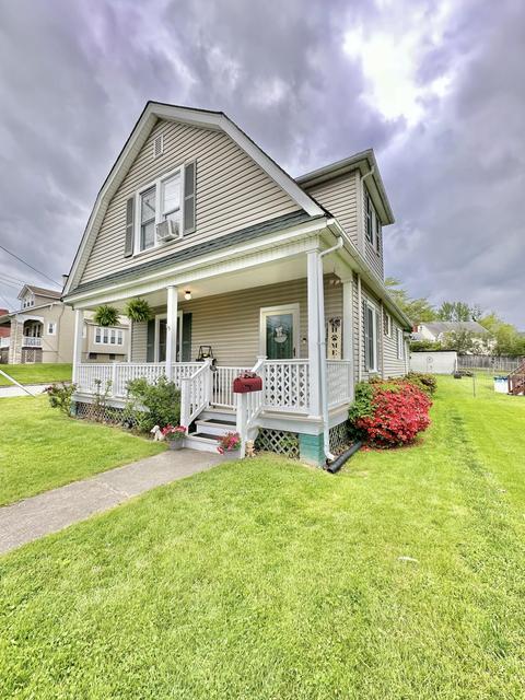 901 Jefferson Ave, Clifton Forge, VA 24422