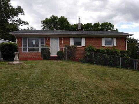 1053 Graves St, Martinsville, VA 24112