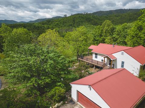 672 Branch Ln, Woolwine, VA 24185 photo 3