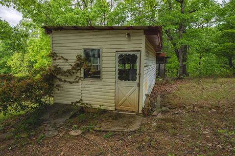 672 Branch Ln, Woolwine, VA 24185 photo 47