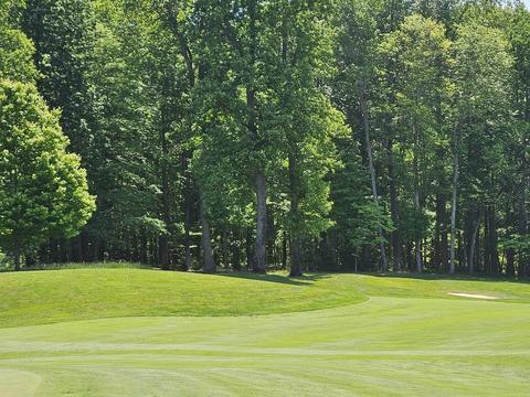 Lot 426 Fairway Dr, Penhook, VA 24137