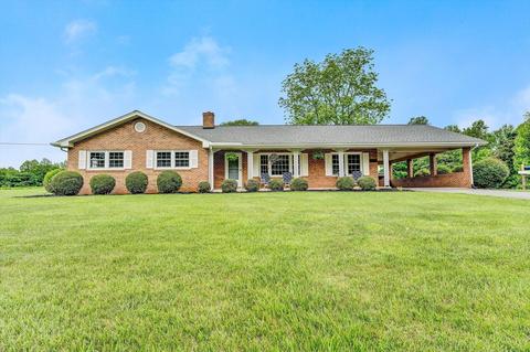 3904 Franklin St, Rocky Mount, VA 24151