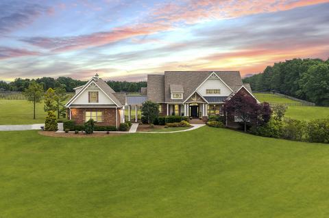 400 Quail Ridge Dr, Fincastle, VA 24090