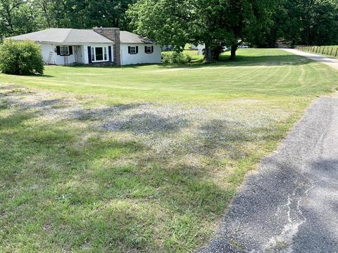 192 Dyer Ln, Henry, VA 24102 photo 3