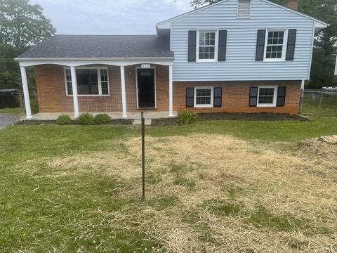459 Mcgeorge Dr, Vinton, VA 24179