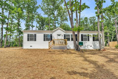 2066 Flint Hill Rd, Moneta, VA 24121