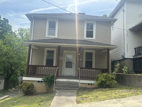 113 First St, Clifton Forge, VA 24422