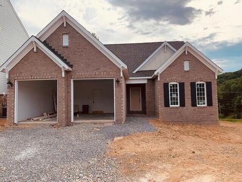 5004 Claremont Cir SW, Roanoke, VA 24014