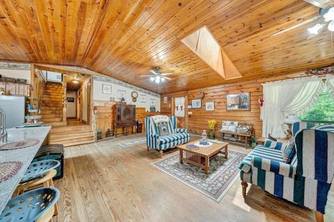 2965 Reesedale Rd, Elliston, VA 24087 photo 9