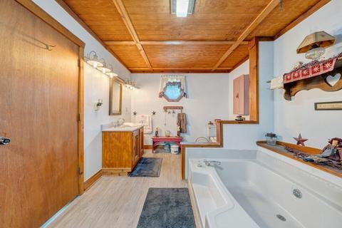 2965 Reesedale Rd, Elliston, VA 24087 photo 33
