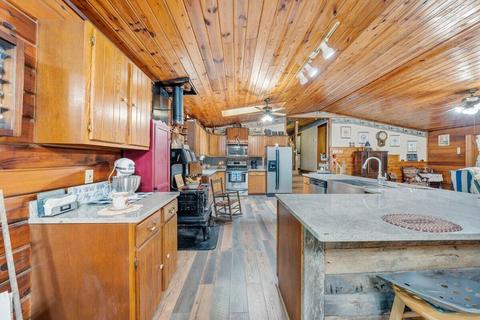 2965 Reesedale Rd, Elliston, VA 24087 photo 6