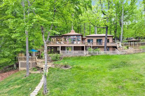 16397 Smith Mountain Lake Pkwy, Huddleston, VA 24104
