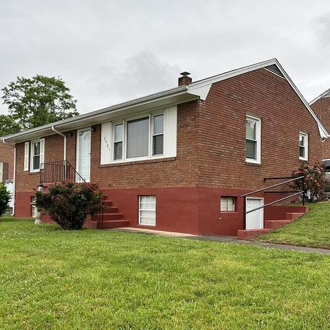 2901 Salem Tpke, Roanoke, VA 24017