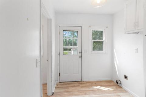 614 E Calhoun St, Salem, VA 24153 photo 18