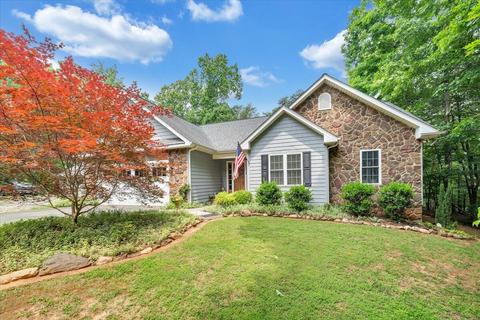 92 Crawford Dr, Moneta, VA 24121