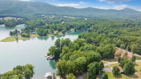 300 Hardy Rd, Penhook, VA 24137 photo 66