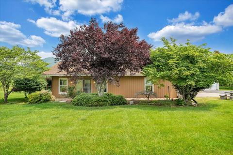 29 Thanksgiving Acres, Lexington, VA 24450