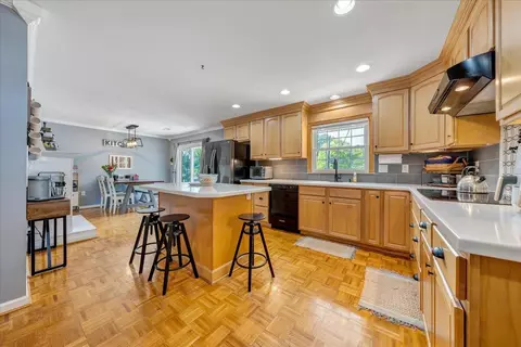 2351 Cantle Ln, Roanoke, VA 24018
