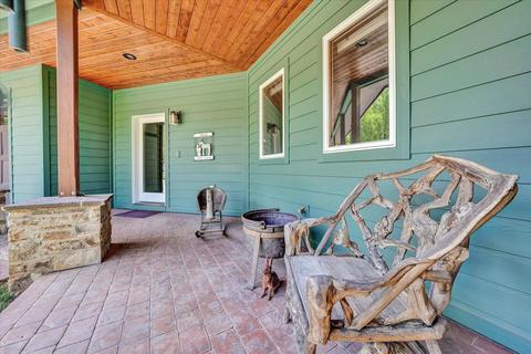 574 Menefee Rd, Ferrum, VA 24088 photo 7