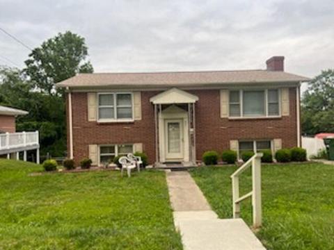 821 Westview Dr, Danville, VA 24540