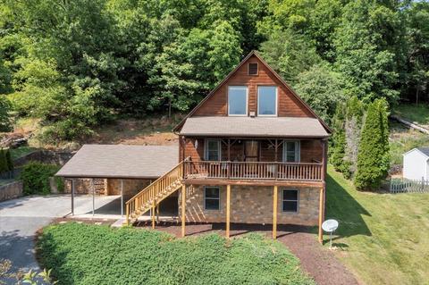 1570 Read Mountain Rd, Roanoke, VA 24019