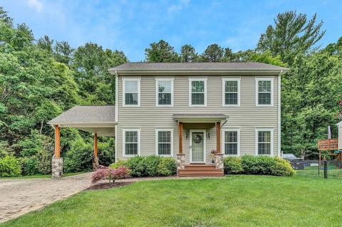 5540 Cynthia Dr, Roanoke, VA 24018