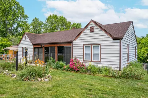 11839 Lee Jackson Hwy, Big Island, VA 24526