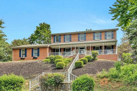 354 Woodridge Rd, Troutville, VA 24175