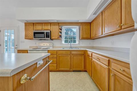 1938 Cedar Ln, Buchanan, VA 24066 photo 17