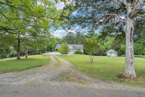 1938 Cedar Ln, Buchanan, VA 24066 photo 6