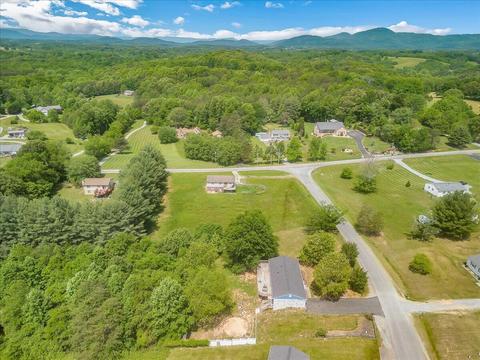 105 Crestbourne Dr, Goodview, VA 24095 photo 34