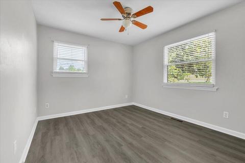 105 Crestbourne Dr, Goodview, VA 24095 photo 22
