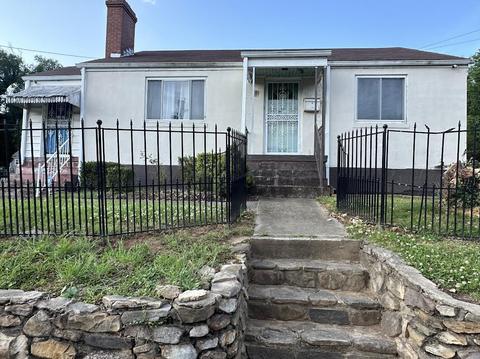 735 Hanover Ave NW, Roanoke, VA 24016